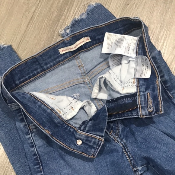 Levi’s 720 High Rise Super Skinny Medium Wash Distressed Jeans size 24 - Picture 10 of 12